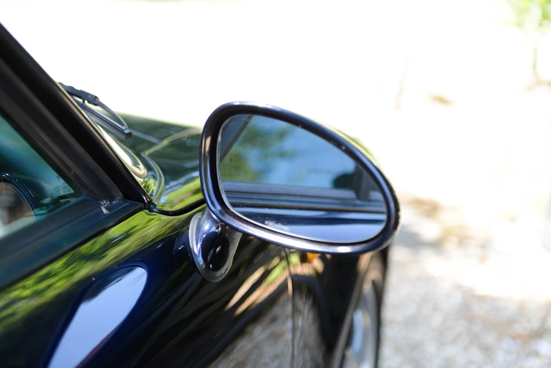 1995 Porsche 993 Carrera - Image 14 of 31