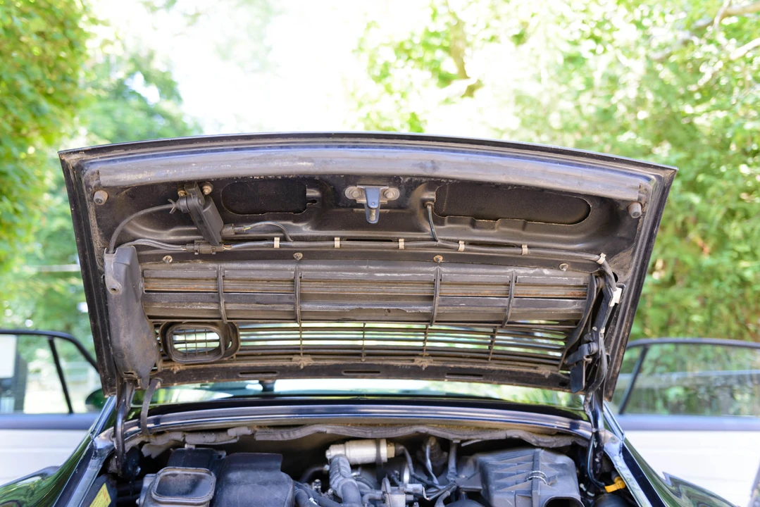 1995 Porsche 993 Carrera - Image 24 of 31