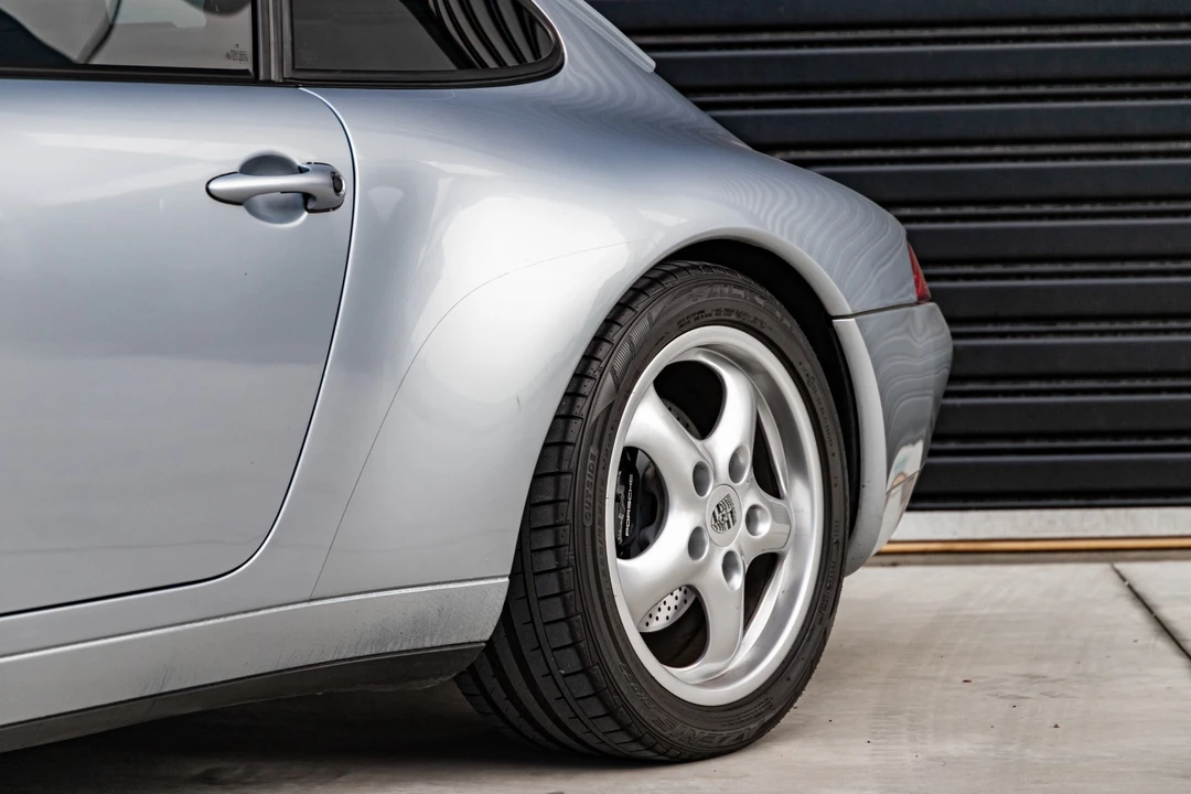 1995 Porsche 993 Carrera - Image 12 of 31