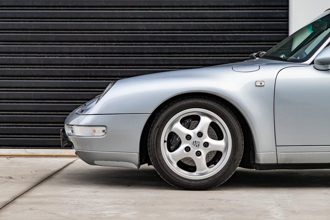 1995 Porsche 993 Carrera - Image 13 of 31