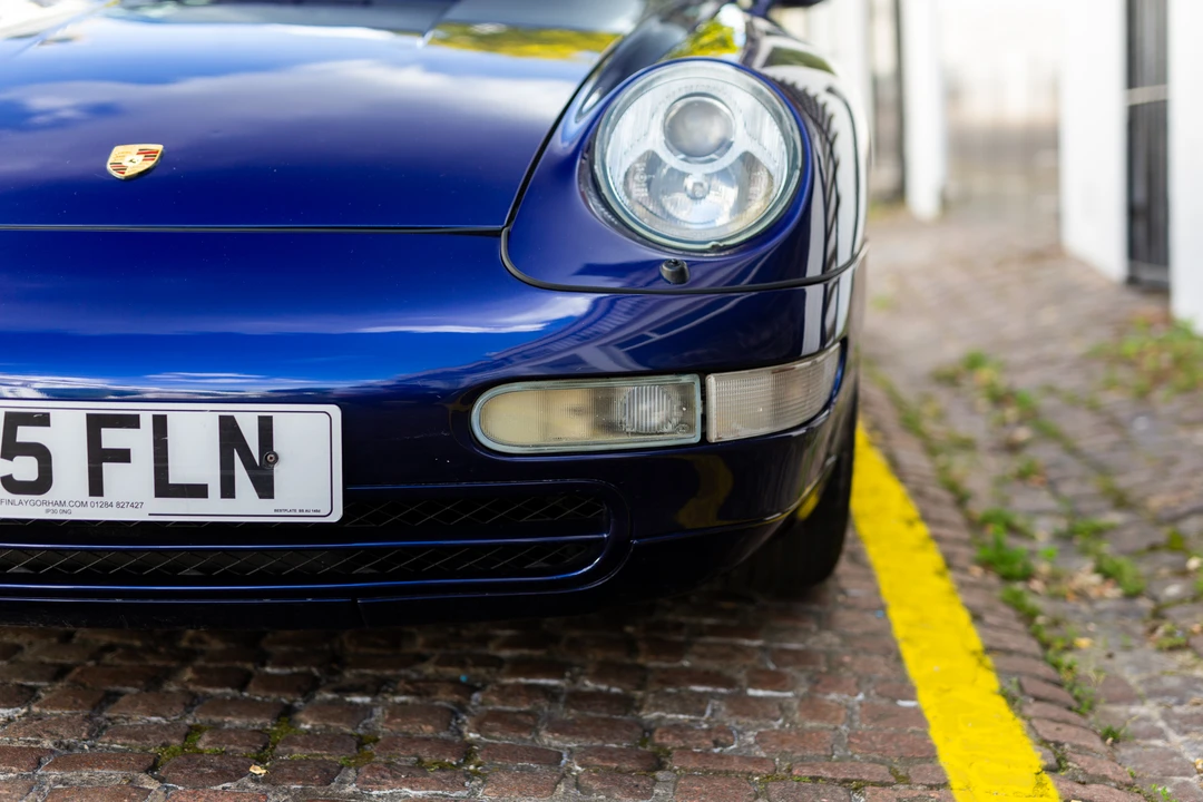 1995 Porsche 993 Carrera 4 - Image 9 of 31