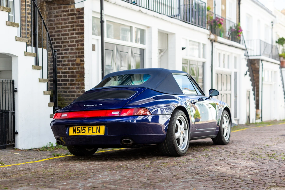 1995 Porsche 993 Carrera 4 - Image 20 of 31