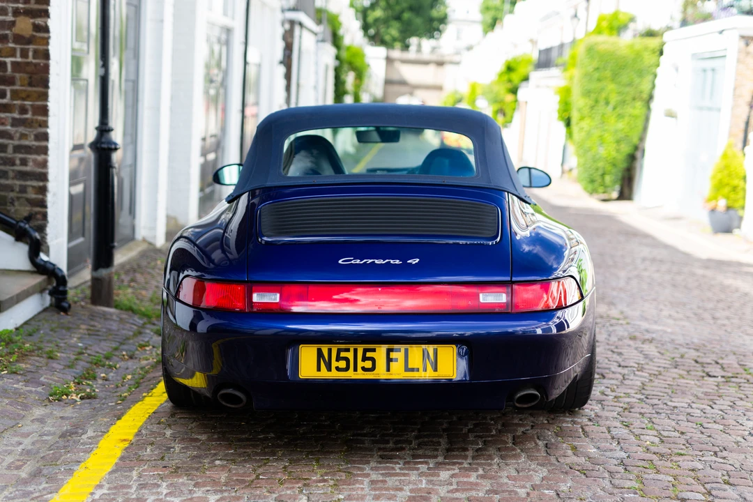 1995 Porsche 993 Carrera 4 - Image 21 of 31