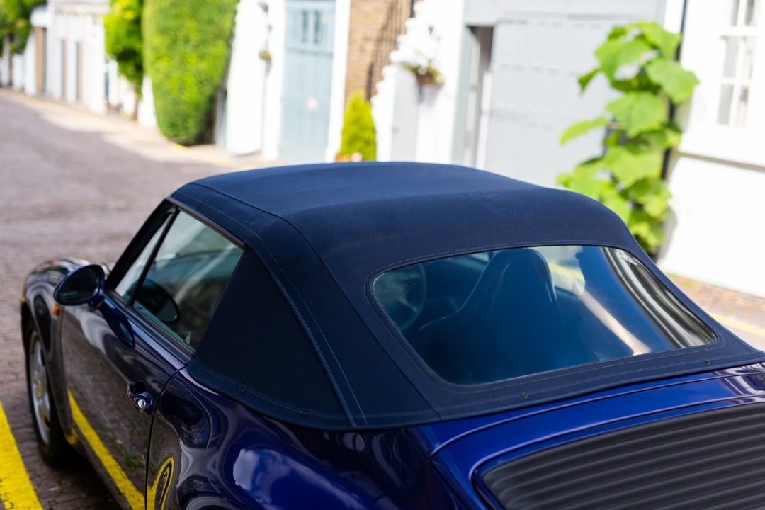 1995 Porsche 993 Carrera 4 - Image 24 of 31