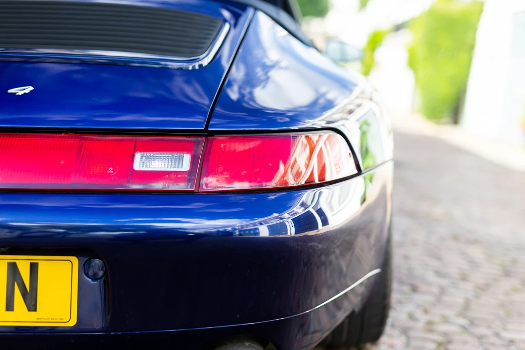 1995 Porsche 993 Carrera 4 - Image 27 of 31