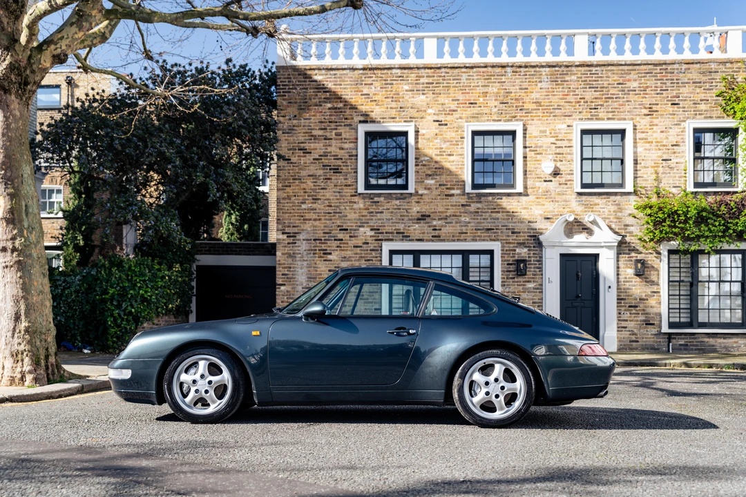 1995 Porsche 993 Carrera 4 - Image 5 of 31