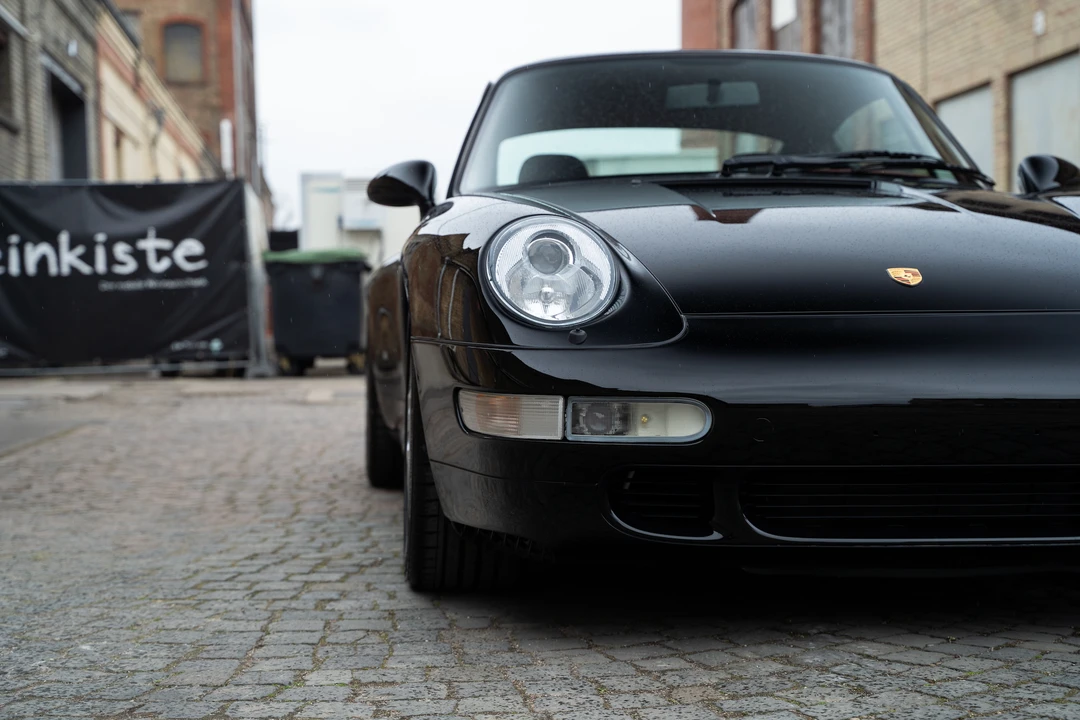 1995 Porsche 993 Carrera 4S - Image 24 of 31