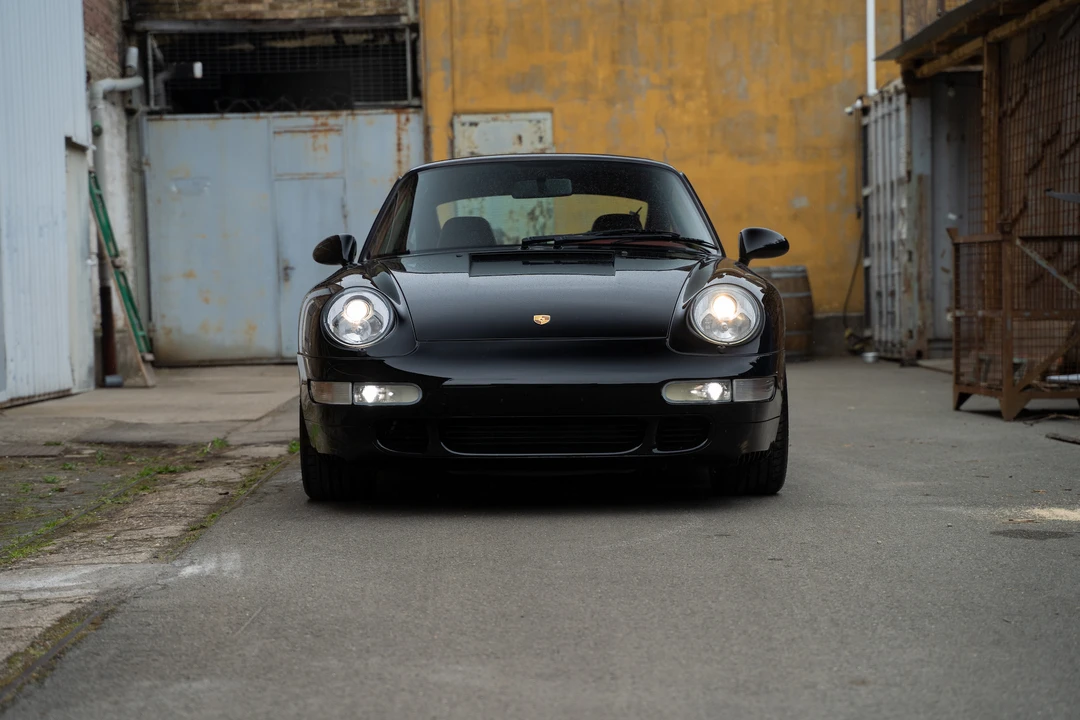 1995 Porsche 993 Carrera 4S - Image 11 of 31