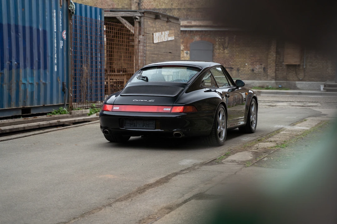 1995 Porsche 993 Carrera 4S - Image 14 of 31