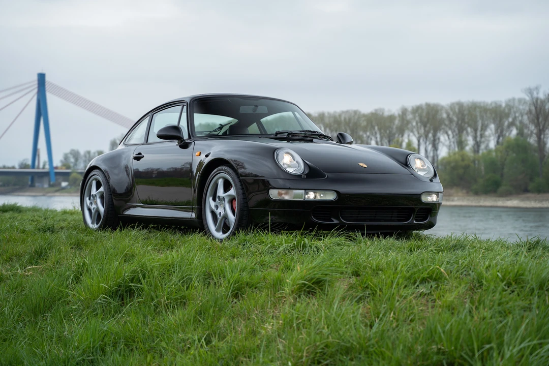 1995 Porsche 993 Carrera 4S - Image 4 of 31