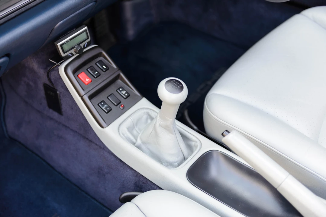 1995 Porsche 993 Carrera - Image 27 of 31