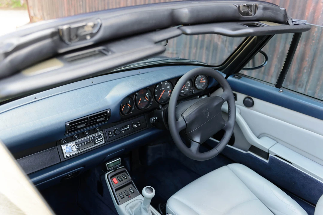 1995 Porsche 993 Carrera - Image 9 of 31