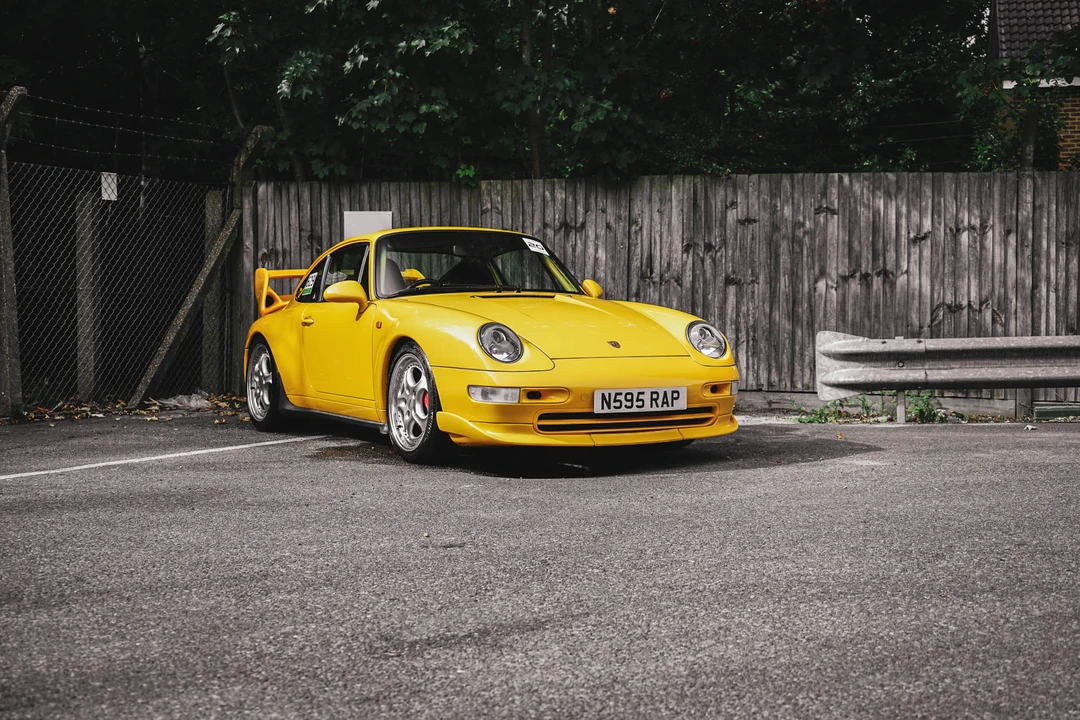 1995 Porsche 993 Carrera - Image 2 of 31