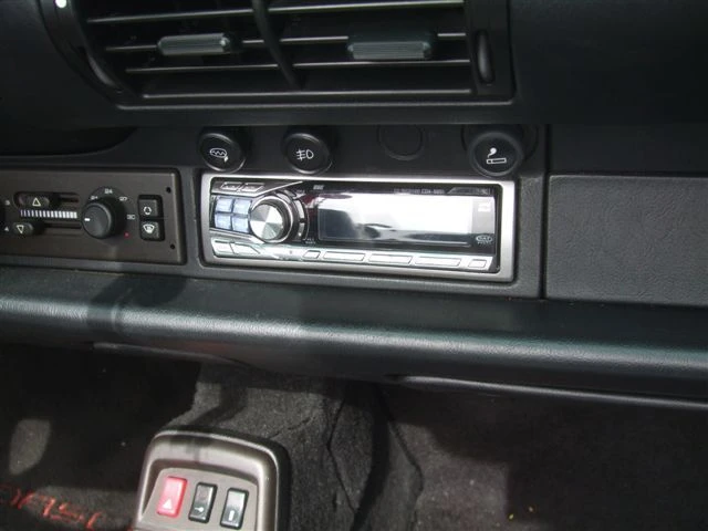 1995 Porsche 993 Carrera 4 - Image 12 of 15