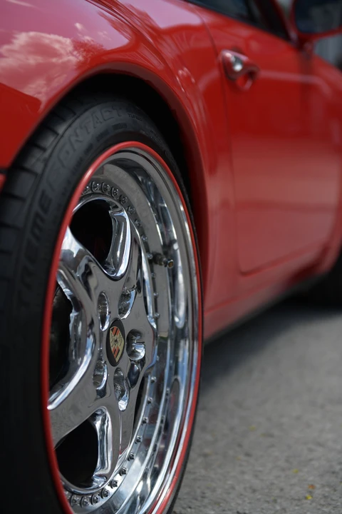 1995 Porsche 993 Carrera 4 - Image 4 of 15