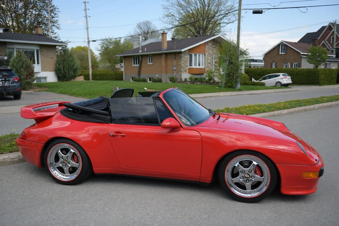 1995 Porsche 993 Carrera 4 - Image 5 of 15