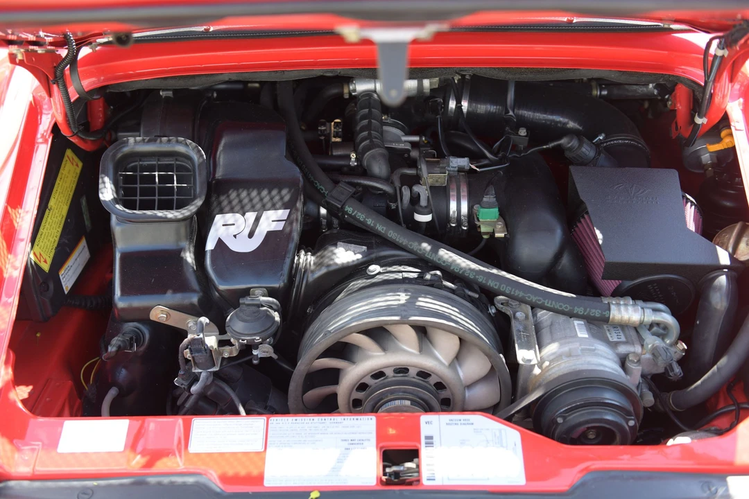 1995 Porsche 993 Carrera 4 - Image 10 of 15