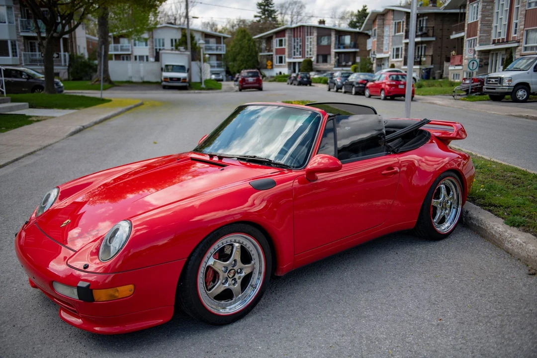 1995 Porsche 993 Carrera 4 - Image 6 of 22