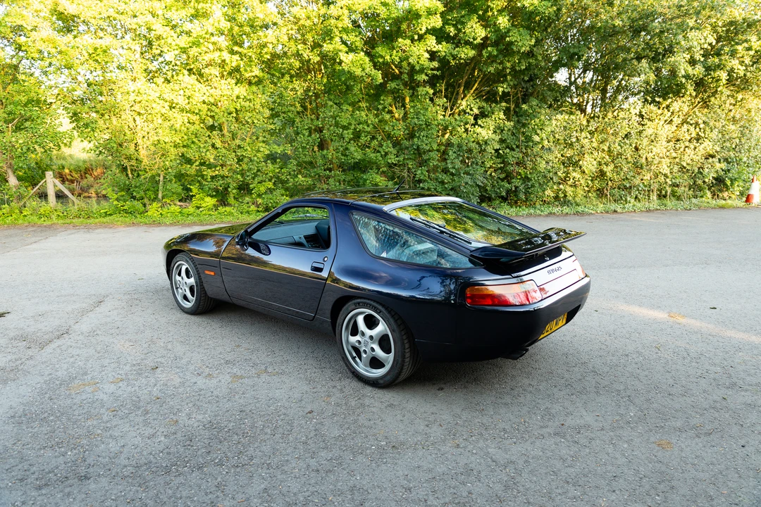 1995 Porsche 928 GTS - Image 16 of 31