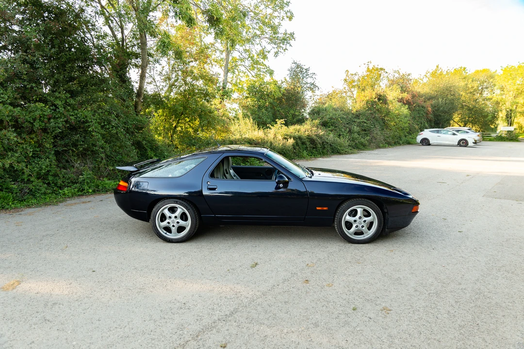 1995 Porsche 928 GTS - Image 13 of 31