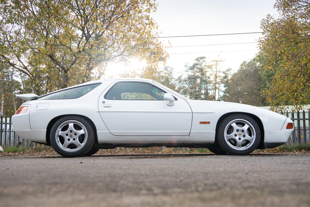 1995 Porsche 928 GTS - Image 23 of 31