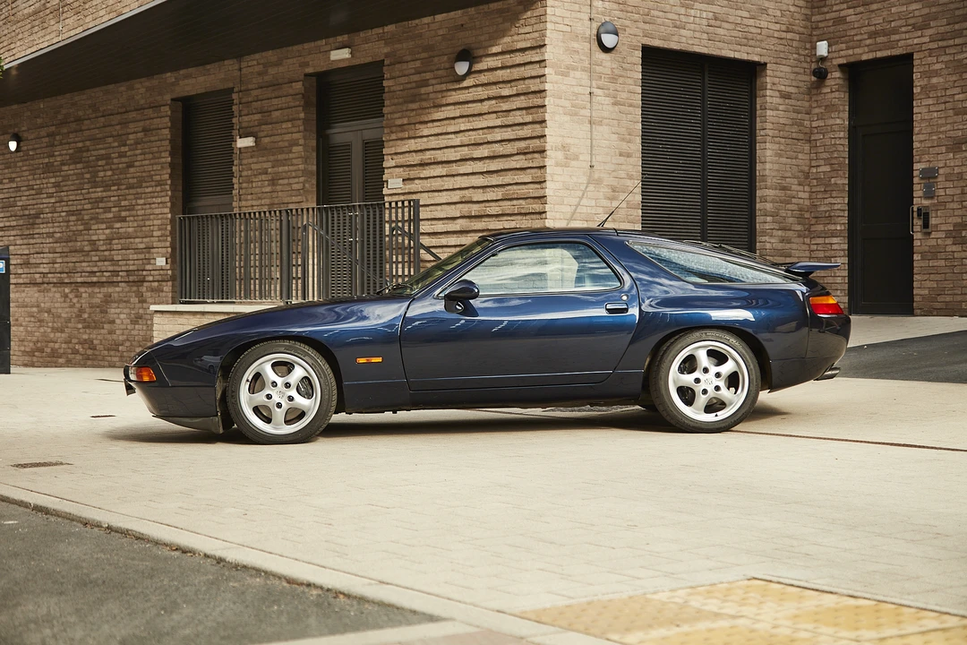 1995 Porsche 928 GTS - Image 5 of 31