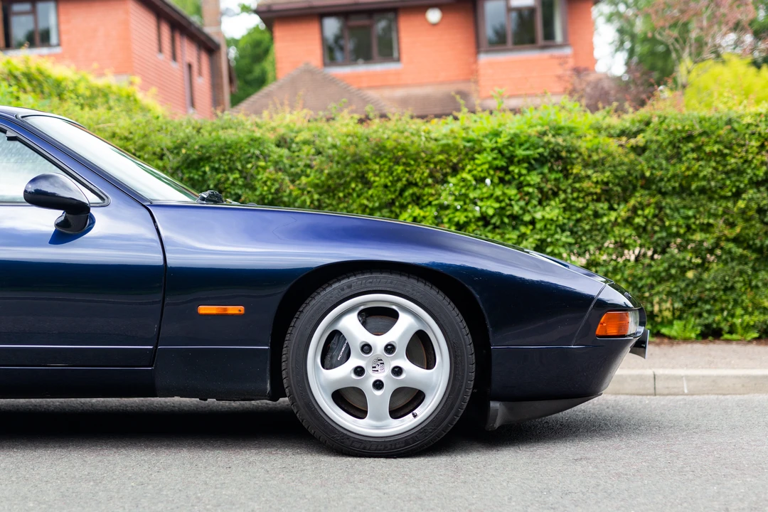 1995 Porsche 928 GTS - Image 24 of 31