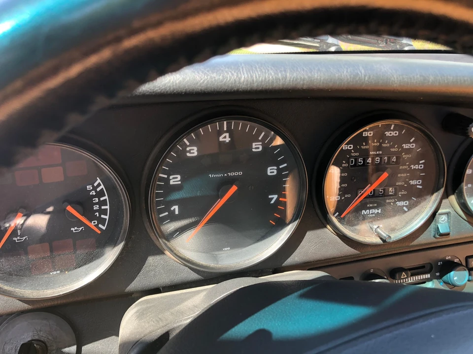 1995 Porsche 993 Carrera 4 - Image 4 of 9