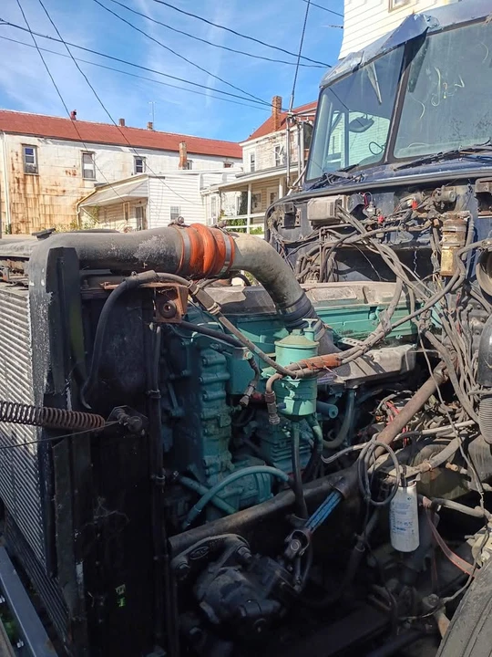 1995 Peterbilt - Image 2 of 7