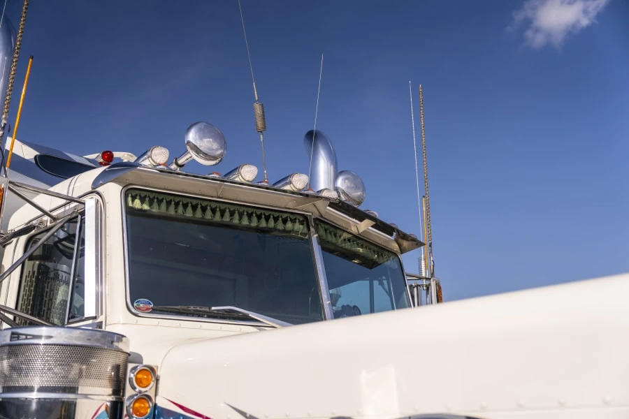 1995 Peterbilt 379 - Image 14 of 31