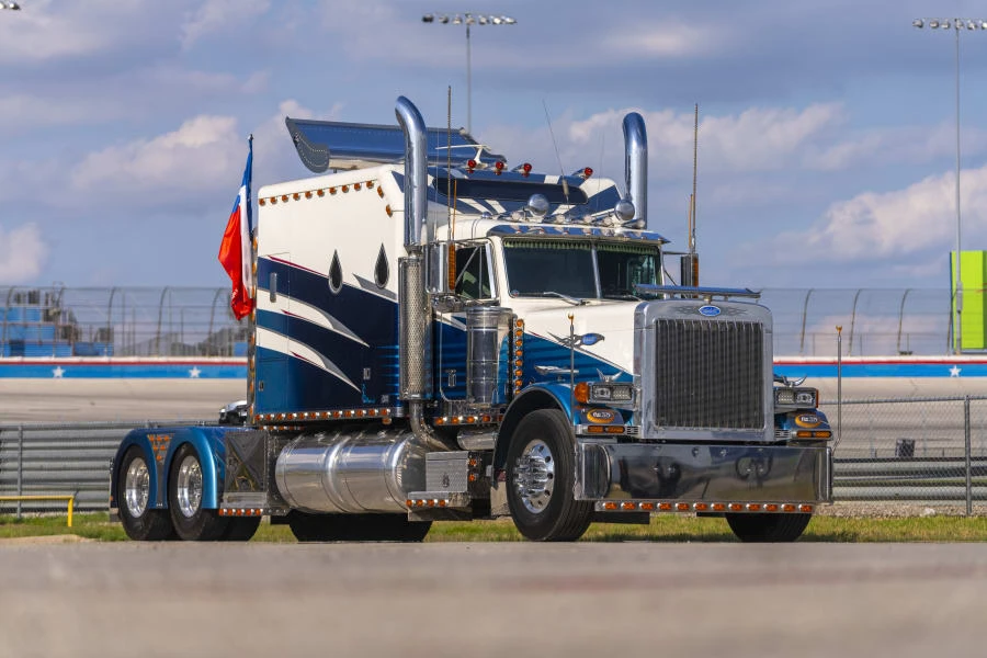 1995 Peterbilt 379 - Image 12 of 31