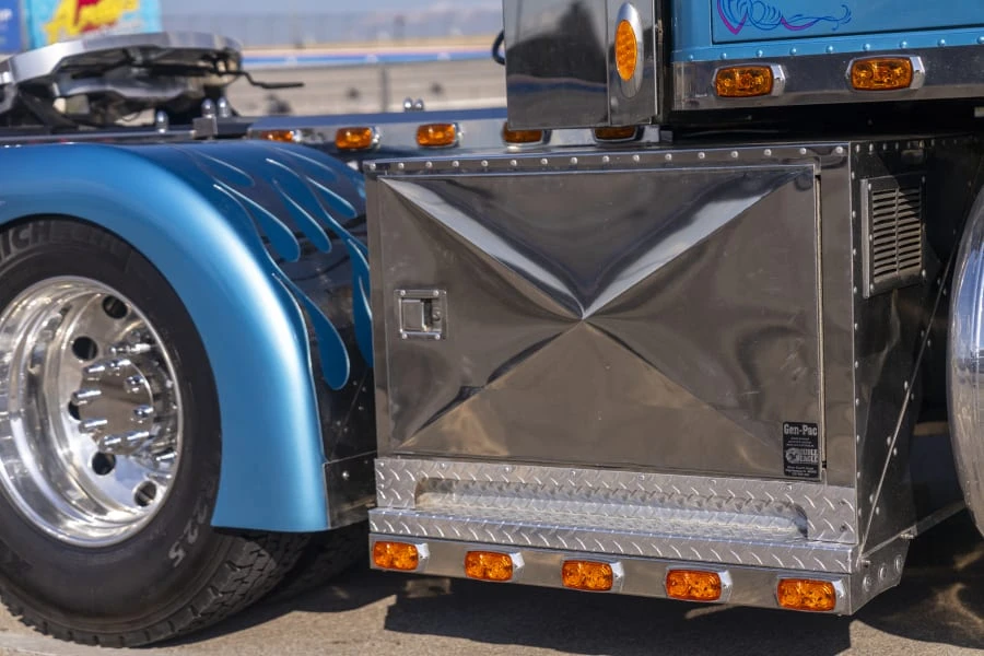 1995 Peterbilt 379 - Image 29 of 31