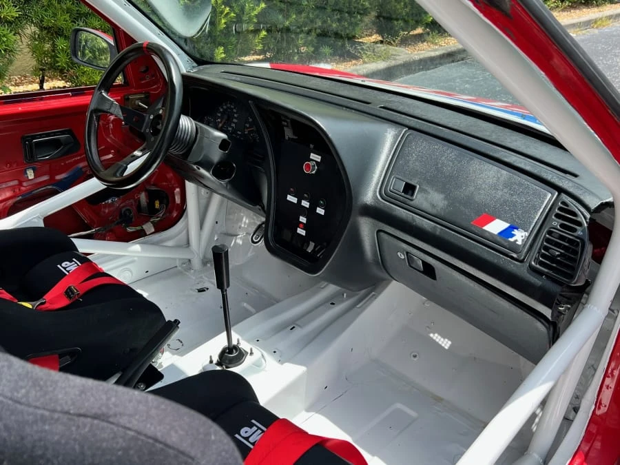 1995 Peugeot - Image 9 of 31