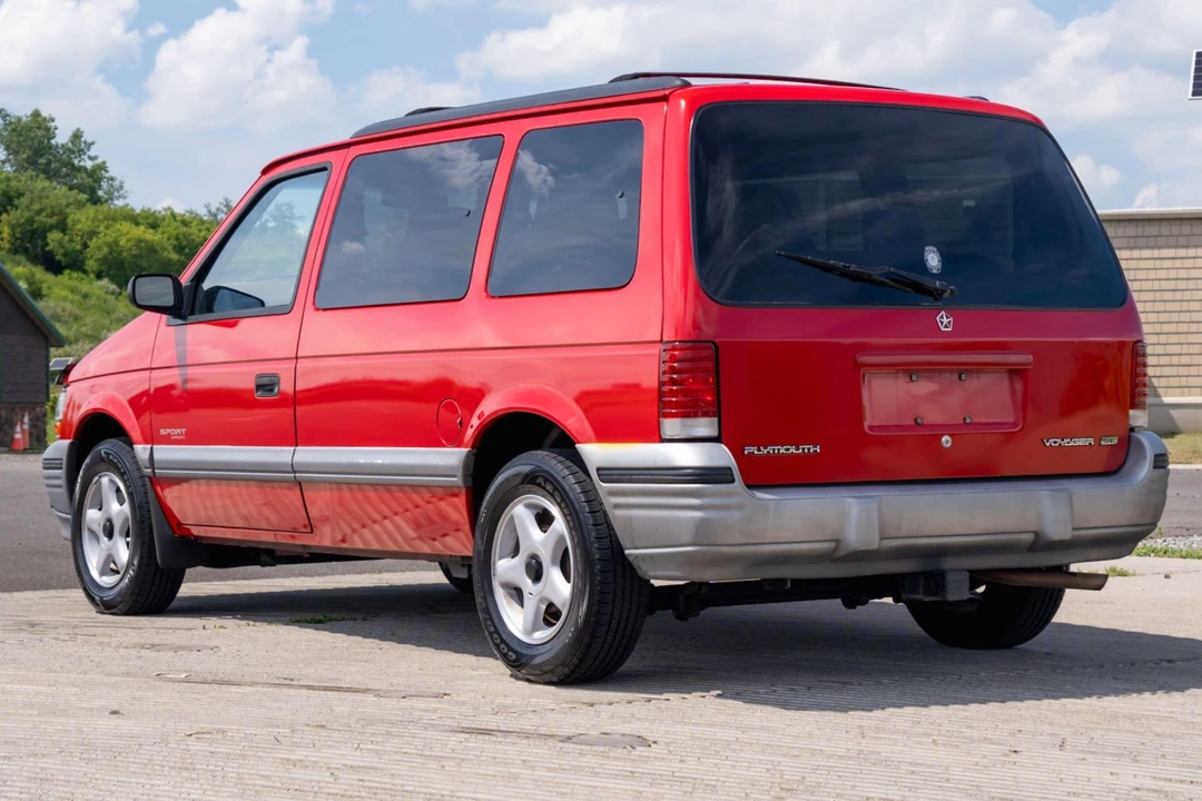 1995 Plymouth Voyager & Grand Voyager - Image 4 of 31