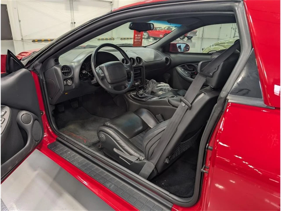 1995 Pontiac Firebird 4th Gen - Image 9 of 15