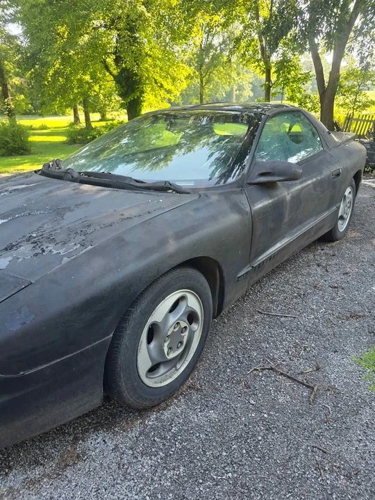 1995 Pontiac Firebird 4th Gen - Image 2 of 3
