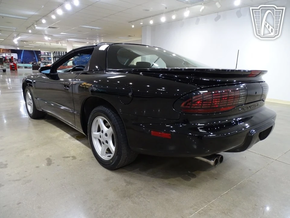1995 Pontiac Firebird 4th Gen - Image 10 of 12