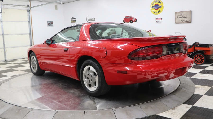 1995 Pontiac Firebird 4th Gen - Image 3 of 16