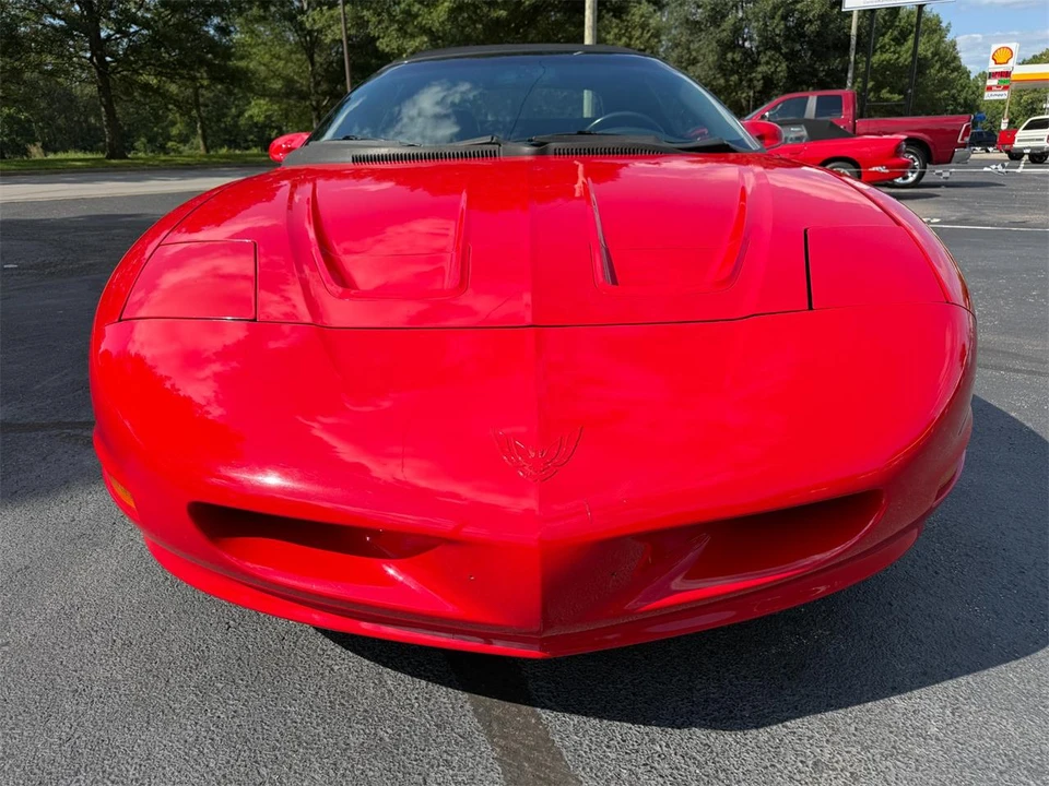 1995 Pontiac Firebird 4th Gen - Image 11 of 30
