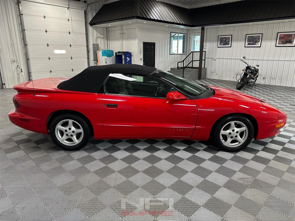 1995 Pontiac Firebird 4th Gen - Image 13 of 31