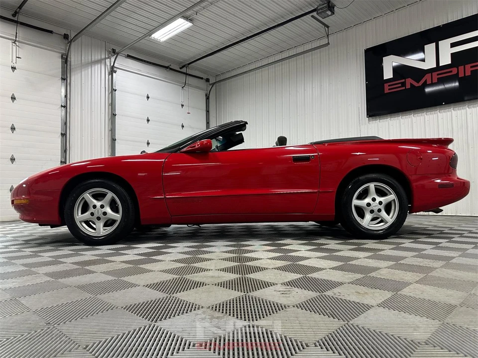 1995 Pontiac Firebird 4th Gen - Image 20 of 31