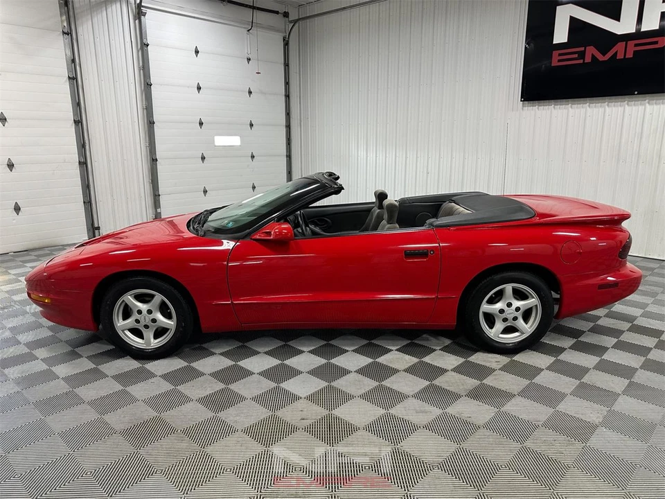 1995 Pontiac Firebird 4th Gen - Image 3 of 31