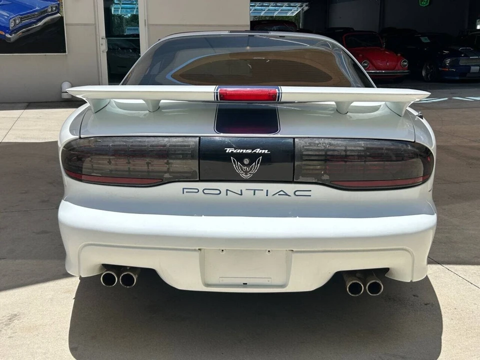 1995 Pontiac Firebird 4th Gen - Image 6 of 12