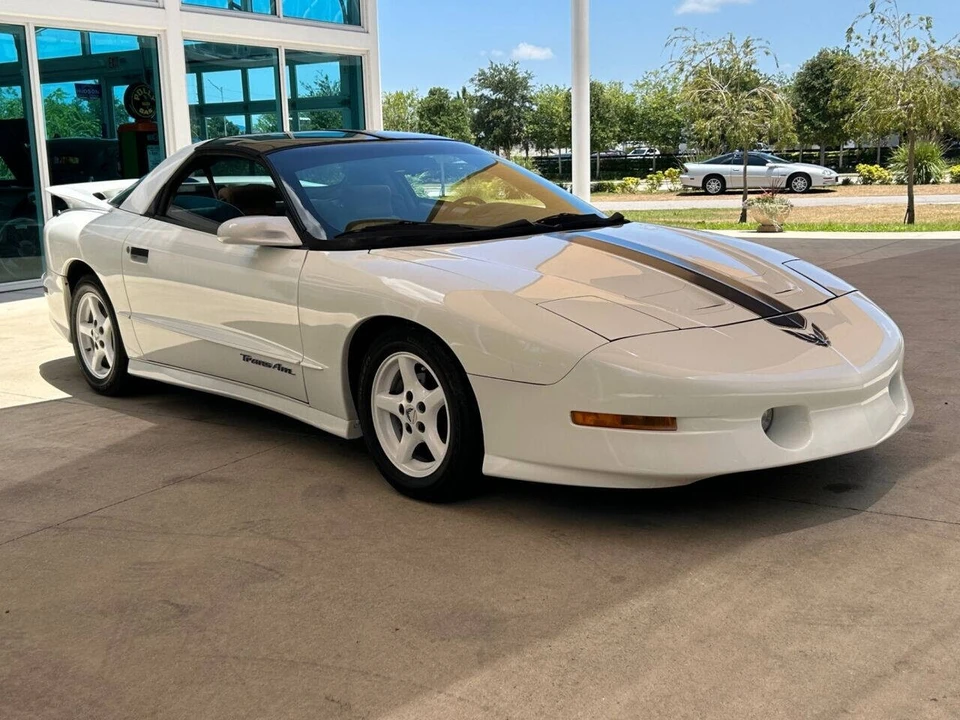 1995 Pontiac Firebird 4th Gen - Image 3 of 21