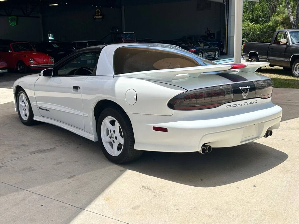 1995 Pontiac Firebird 4th Gen - Image 10 of 21