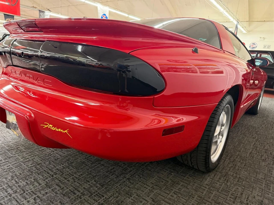 1995 Pontiac Firebird 4th Gen - Image 28 of 31
