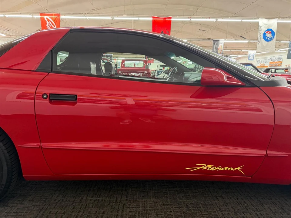 1995 Pontiac Firebird 4th Gen - Image 26 of 31