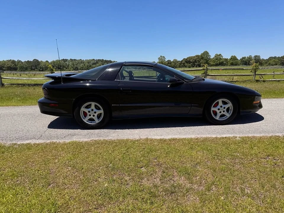 1995 Pontiac Firebird 4th Gen - Image 7 of 20