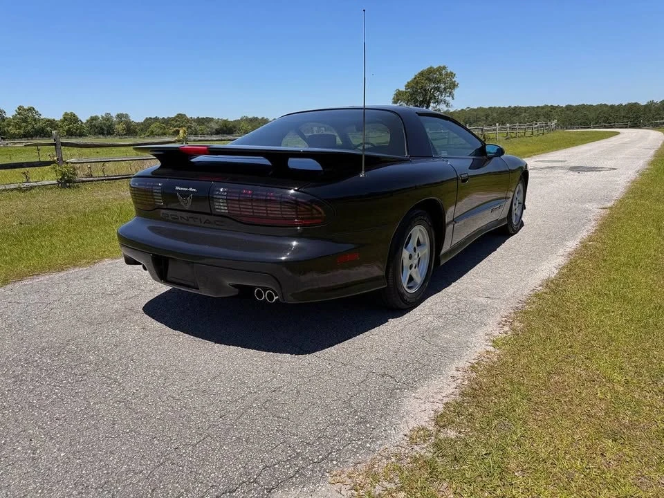 1995 Pontiac Firebird 4th Gen - Image 8 of 20