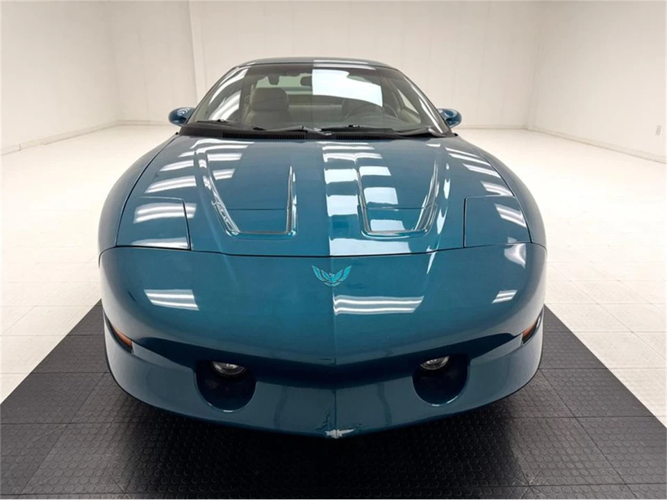 1995 Pontiac Firebird 4th Gen - Image 8 of 31